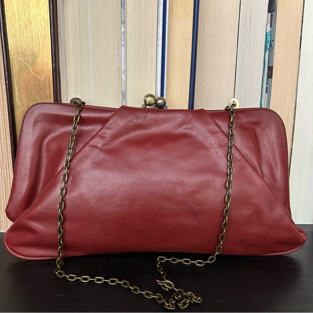 Nine West - Elegant Red Kisslock Leather Clutch Bag